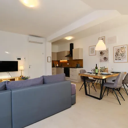 Apartments Divna Mali Losinj Exterior photo