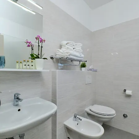 Apartments Divna Mali Losinj Exterior photo