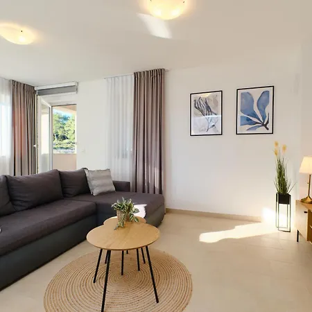 Apartments Divna Mali Losinj Exterior photo