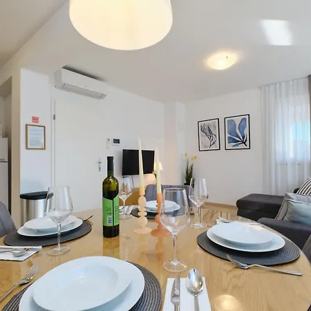 Apartments Divna Mali Losinj Exterior photo