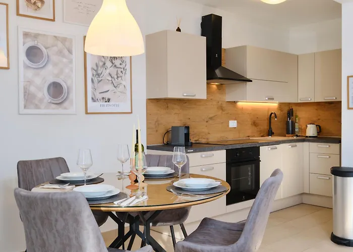 Apartments Divna